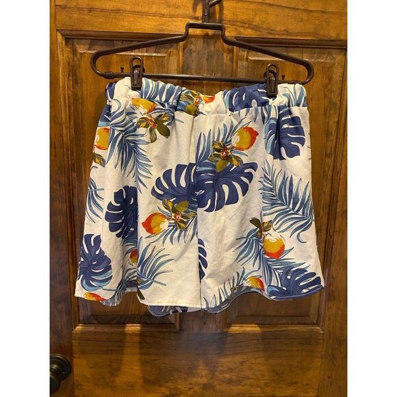 SHEIN Womens Shorts Plus Size XL Silk Like Feel Loose Comfy Hawaiian Print - Picture 5 of 11